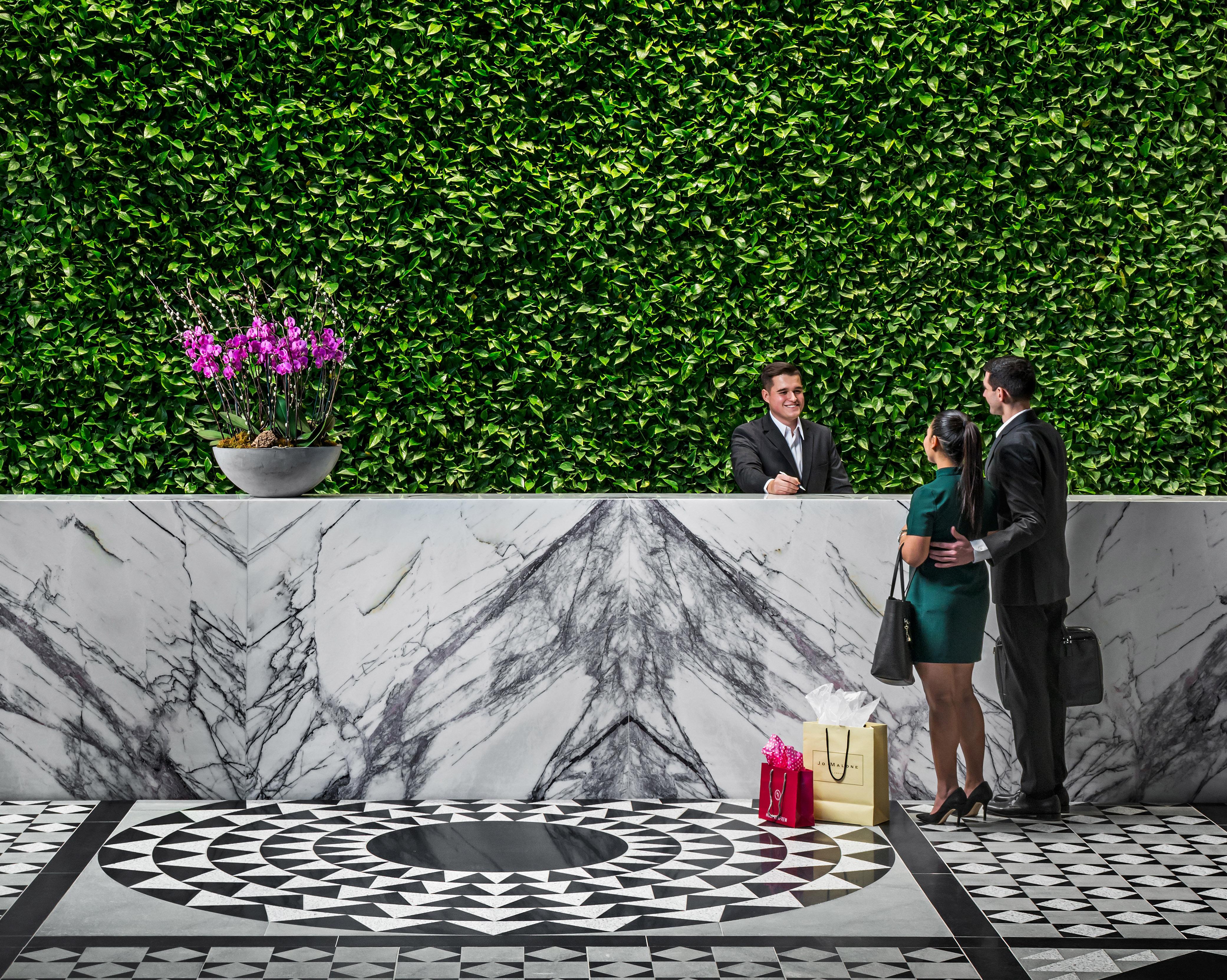 多伦多x睿智集酒店 外观 照片 The lobby of the Ritz-Carlton, Singapore